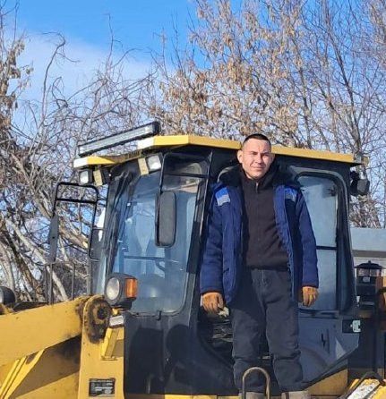 Олы Шырдан авылы халкы аталы-уллы Фәрит һәм Алмаз Гыйсмәтуллиннарга рәхмәт җиткерә