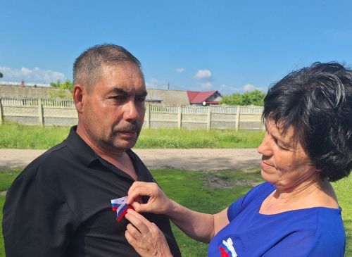 Мулла иле мәдәният йорты хезмәткәрләре «Россия триколоры» акциясендә катнашты
