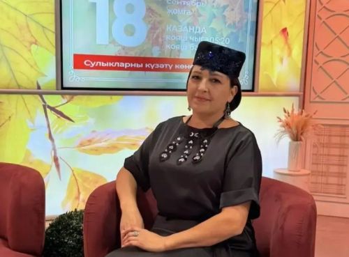 Акъегет мәдәният йортының сәнгать җитәкчесе Рәшидә Борһанова «Манзара» тапшыруында катнашты