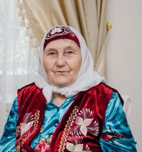 Хөрмәтле әниебез һәм дәү әниебез Нурзия Шәйхетдин кызы Вәлиеваның олпат гомер бәйрәме – 90 яшьлек юбилее.
