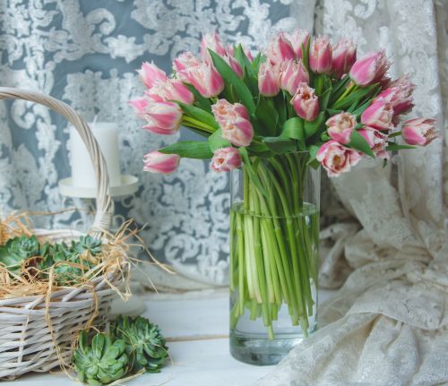 Күгеш авылында яшәүче кадерле киленебез Наилә Нурулла кызы Шәрәфиеваның 18 гыйнварда 55 яшьлек юбилее