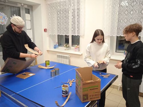 Райондашларыбыз бәйрәм көннәрендә дә махсус хәрби операциядә булган егетләребезгә ярдәм итәргә ашыга