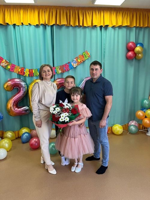 Авыл җирендә гөрләтеп тормыш алып баручы яшьләр сокландыра