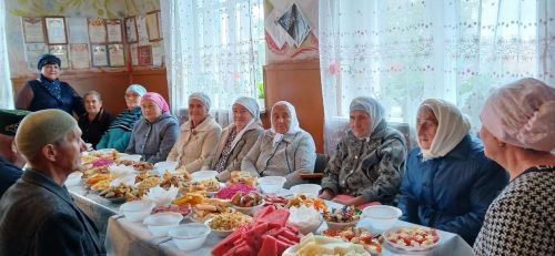 Тау Иле мәдәният йортында «Картая мени соң йөрәк» дип исемләнгән бәйрәм кичәсе узды