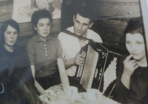 «Аулак өйле һәм гармунлы яшьлегемне сагынам...»