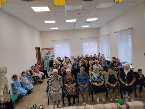 Бакырчы авылында «Нәсел җебем - шәҗәрәм» дигән бәйрәм кичәсе узды