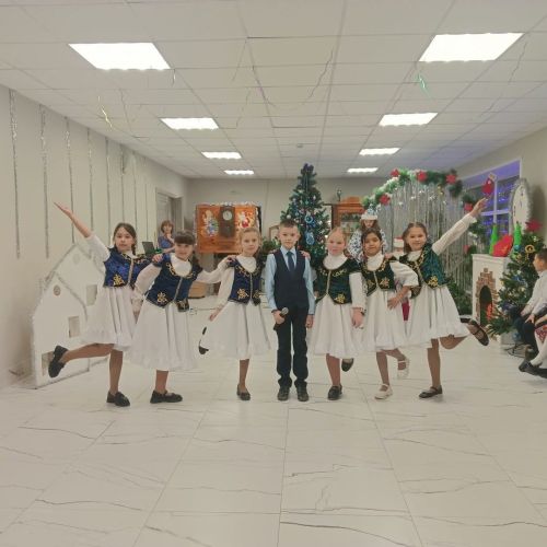 Бишнә авылы мәдәният йортында Яңа ел бәйрәм чаралары башланып китте