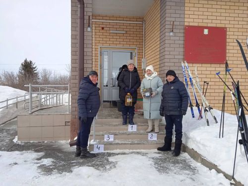 Бүген, Бакырчы авылында дүртенче ел рәттән бертуган Рафыйк һәм Рашит Бахтияровлар истәлегенә чаңгы ярышы булып узды