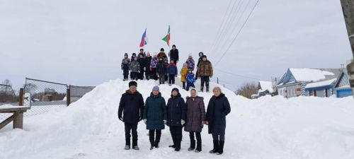 23 февраль Ватанны саклаучылар көнендә, күп кенә матур чаралар узды