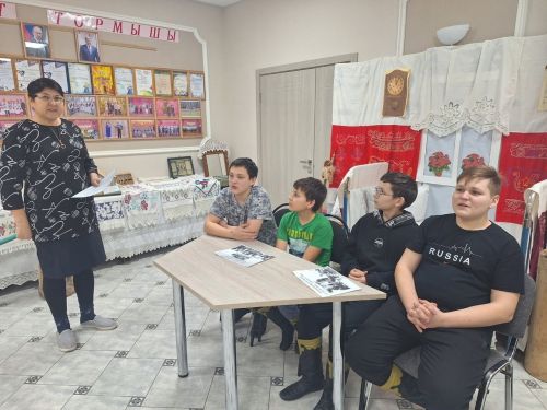 2 февраль көнне Мулла Иле мәдәният йортында, яшүсмерләр өчен Сталинград сугышына багышланган «Сталинградның кайнар кары» дигән чара үткәрелде