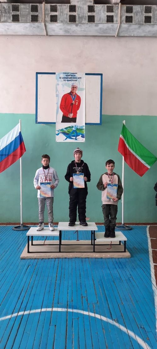 Олы Яке мәктәбендә Олимпия, дөнья чемпионы, якташыбыз Ринат Сафин истәлегенә 46нчы тапкыр чаңгы ярышы узды