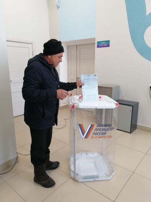 ️️ Бүгеннән сайлаулар башланды һәм Күгеш җирлегендә дә халык бик актив төстә тавыш бирә