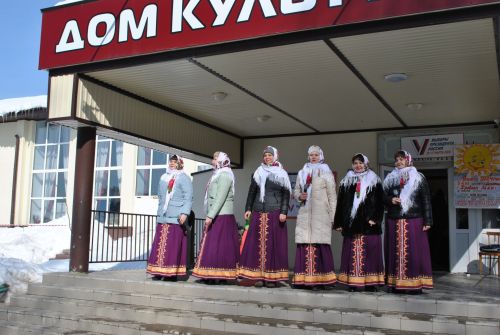 Узган ялларда районыбызның күп кенә җирлекләрендә кышны озату һәм язны каршы алу бәйрәмнәре гөрләде