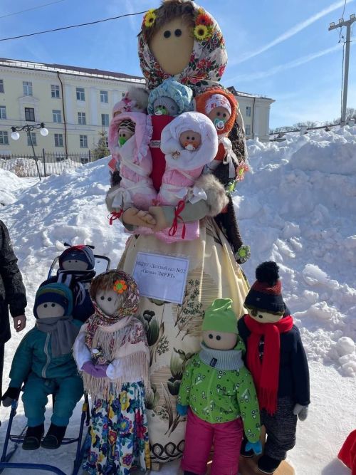 Май чабу бәйрәмендә көпә-көндез кычкыртып таладылар