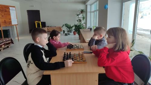 Язгы каникуллар тәмамланып килә.