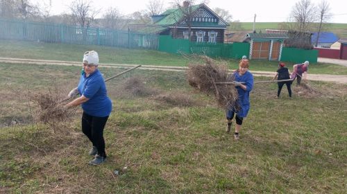Акъегет авылының Үзәк урамында өмә үткән