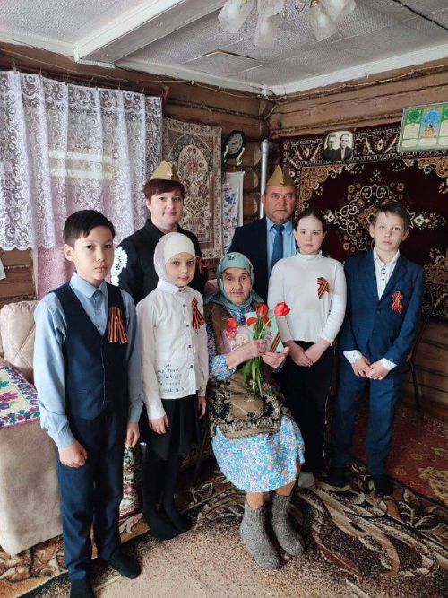 Урысбага авыл җирлегенә кергән Түбән Урысбага һәм Бәчек авылларында Җиңү көнен билгеләп үттеләр