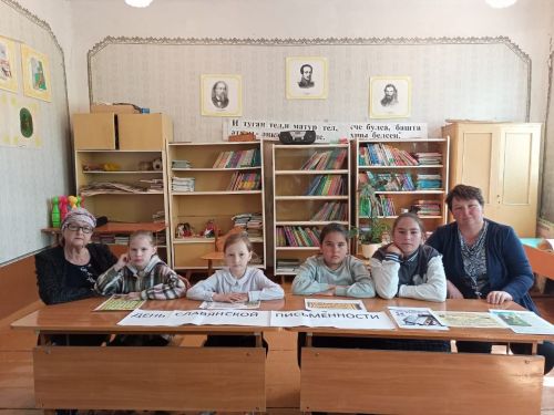 Олы Шырдан авылы мәдәният йортында «Борынгы язу тарихы» дип исемләнгән әңгәмә үткәрелде