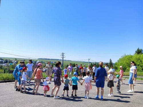 1 июнь - Халыкара балаларны яклау көне
