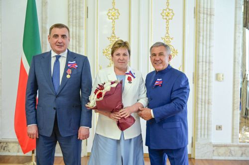 Государственная награда — работнице POZIS