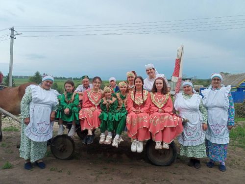 Элек-электән килгән йолаларыбызны саклап, Олы Ачасырда да сөлге җыйдылар