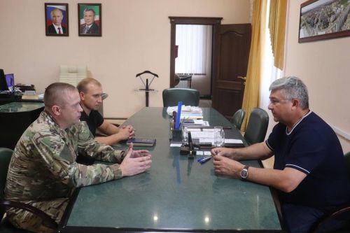 Михаил Афанасьев МХОдән кайткан полковник - Семен Николаев белән очрашты