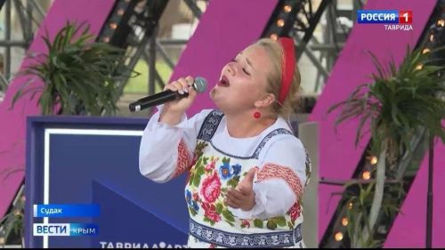 Мәдәни үсеш үзәге укытучысы Татарстан Республикасын күпмилләтле сәнгать фестивалендә тәкъдим итте
