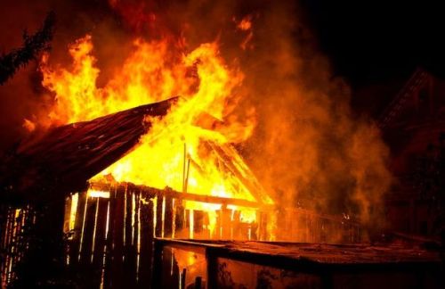 34 яшьлек хатын-кыз 3 баласы белән янып үлгән