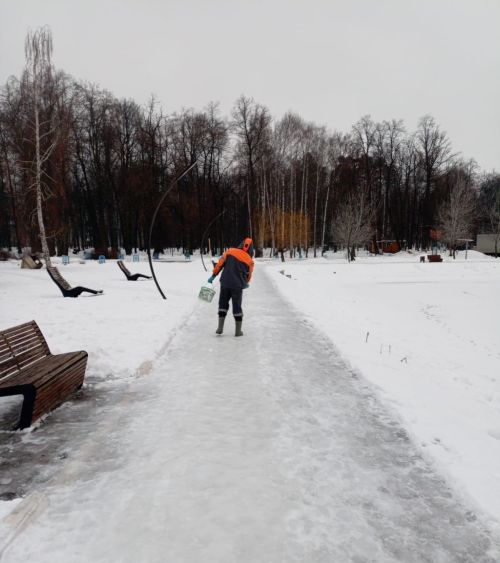«Тротуарларга ком сибелергә тиеш түгел ахрысы ул хәзер» (әйтәм әле)