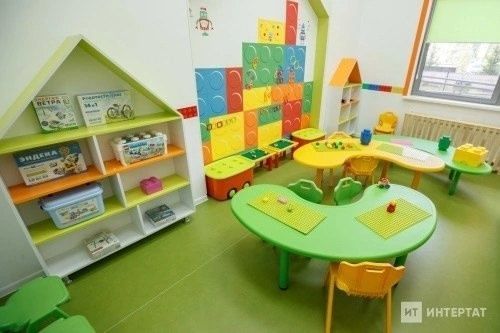 Балалар бакчасында фаҗига: 4 яшьлек кызның күзен имгәткәннәр