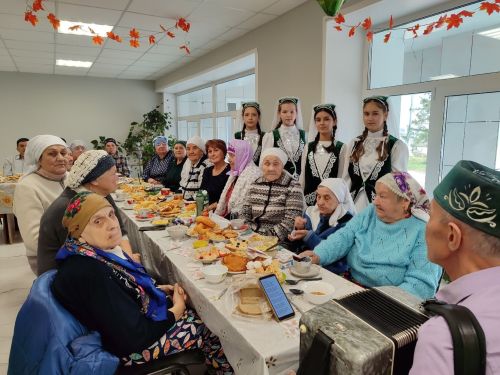 Бишнә мәдәният йортында өлкәннәр өчен «Туган якны өйрәнү» музеена экскурсия оештырганнар