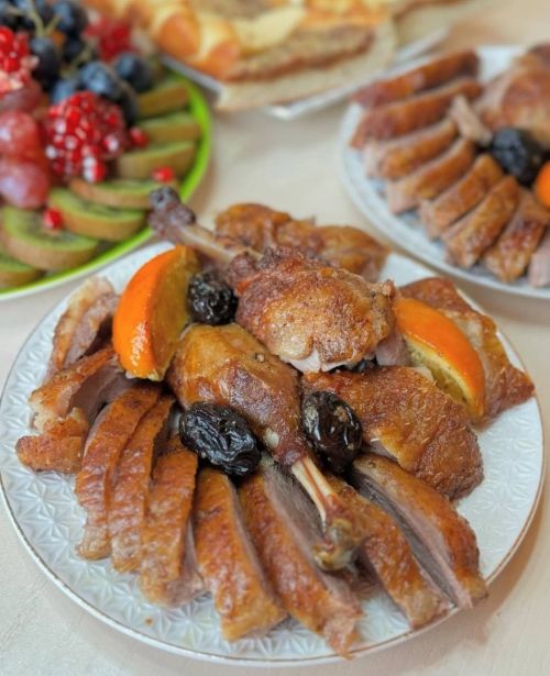 Рукав эчендә пешкән искиткеч тәмле үрдәк рецепты
