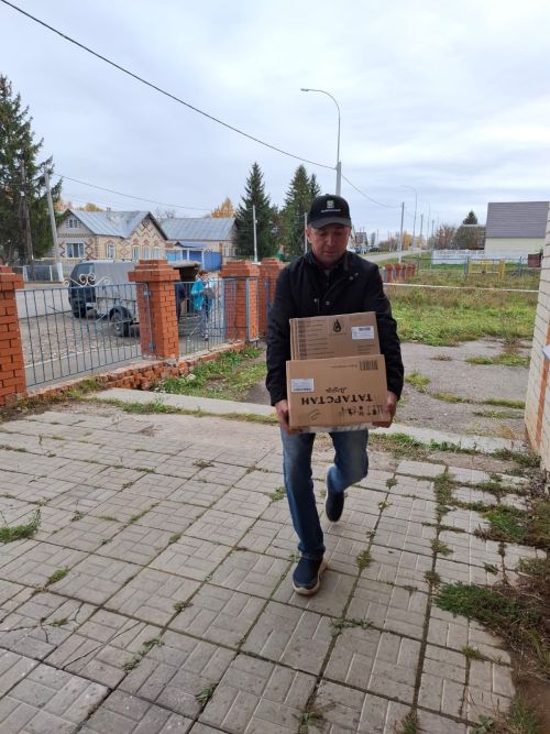 Татар Танае халкы МХОдагы егетләргә гуманитар ярдәм җибәрде