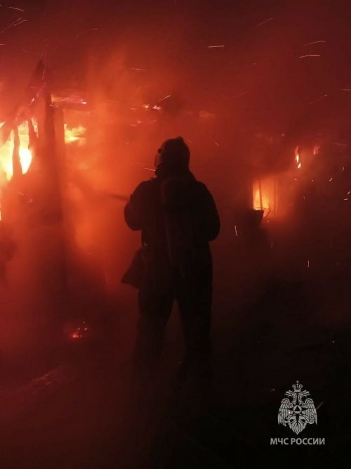 Васильевода бакча йорты дөрләп янган
