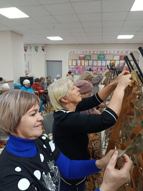 Мулла Илендә маскировка челтәрләре үрәләр