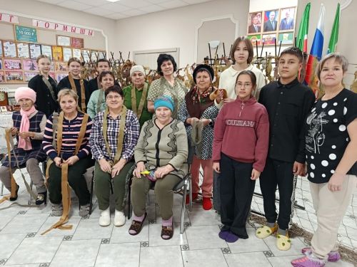 Мулла Илендә маскировка челтәрләре үрәләр