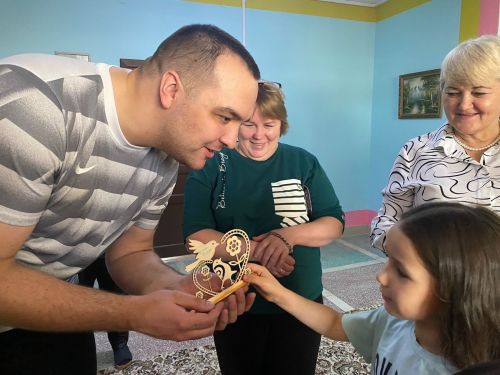ТР хоккей Федерациясе Норлат балалар йортына зур бүләк ясады