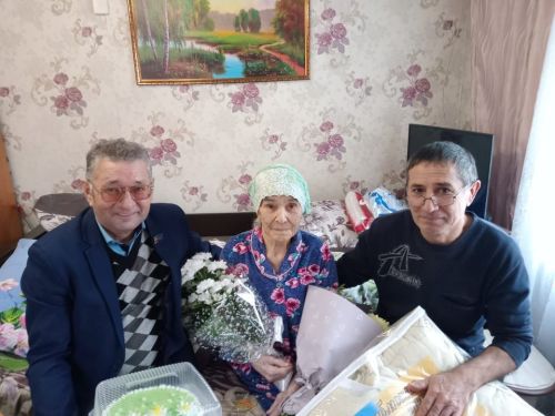 Сания Шәйхуллина 95 яшен каршы алды