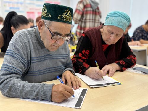 «Татарча диктант» олысын да, кечесен дә берләштерде
