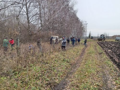 Олы Ачасыр авылы зиратында зур өмә узды