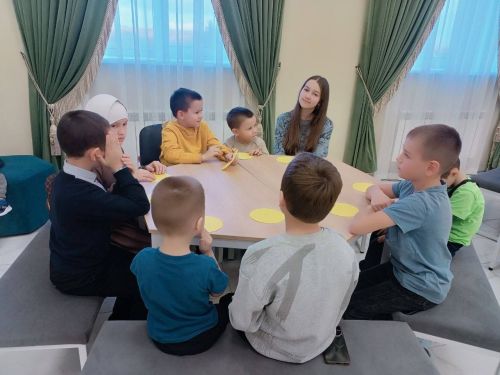 Олы Ачасыр мәдәният йортында «Славься Русь, Отчизна моя» дигән патриотик тәрбия сәгате үткәргәннәр