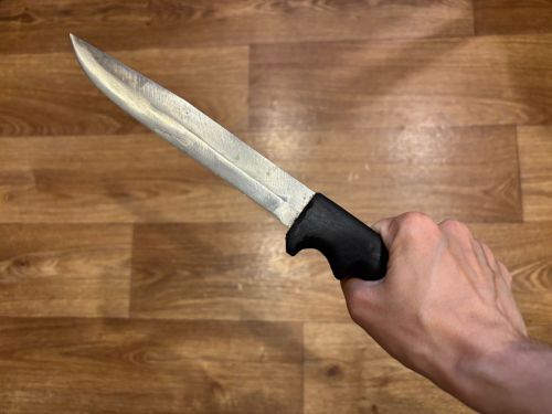 Яшел Үзәндә яшәүче хатын-кыз иренә пычак белән ташланган