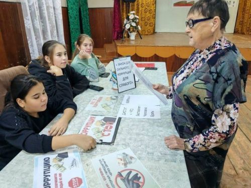 Олы Шырдан мәдәният йортында «Закон для сильного, коррупция для слабого» исемле чара узды