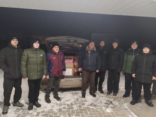Бишнә авылы халкы махсус хәрби операциядә катнашучы егетләргә гуманитар ярдәм әзерләде