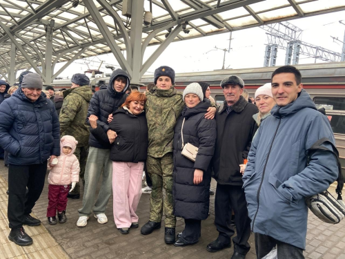 Мулла Иле авылы асыл егетләрен хәрби хезмәткә озатты