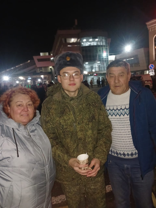 Мулла Иле авылы асыл егетләрен хәрби хезмәткә озатты