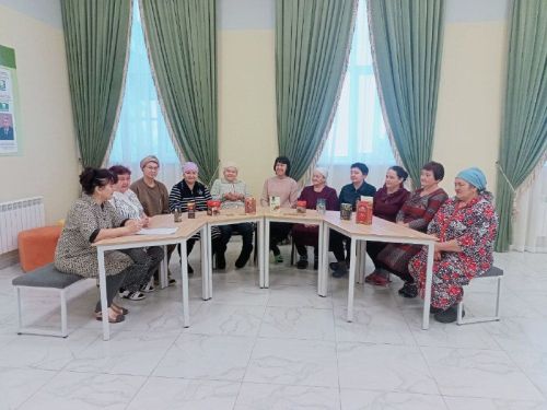 Олы Ачасыр мәдәният йортында Халыкара чәй көненә багышланган «Рухи чәй эчү» диеп исемләнгән кичә узды