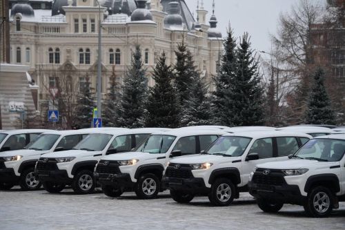 Яшел Үзән районы авыл җирлекләренә яңа автомобильләр тапшырдылар
