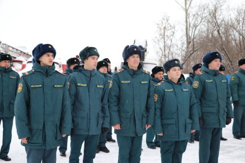 Яшел Үзән янгын гарнизонында Гадәттән тыш хәлләр министрлыгы хезмәткәрләре тарафыннан ант кабул итү тантанасы узды