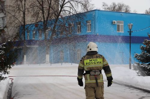 Яшел Үзән янгын гарнизонында Гадәттән тыш хәлләр министрлыгы хезмәткәрләре тарафыннан ант кабул итү тантанасы узды